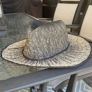 Parkhurst ladies hat
